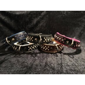 H�ndlavet l�der halsb�nd med sten.