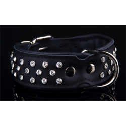 H�ndlavet halsb�nd med runde sten